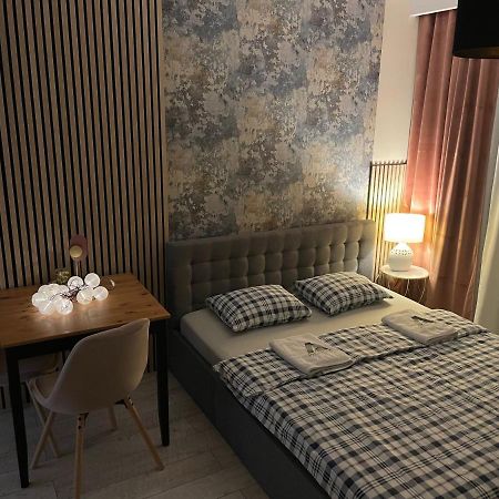 Apartament Royal Chelmonskiego Сьрем Экстерьер фото