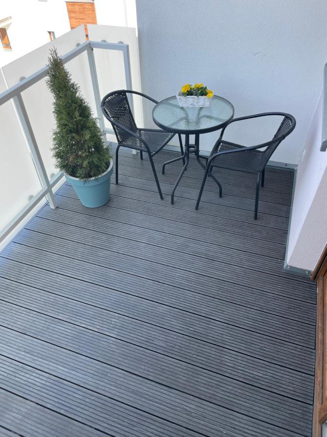 Apartament Royal Chelmonskiego Сьрем Экстерьер фото